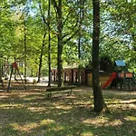 Village De D'oignies Üdülőpark