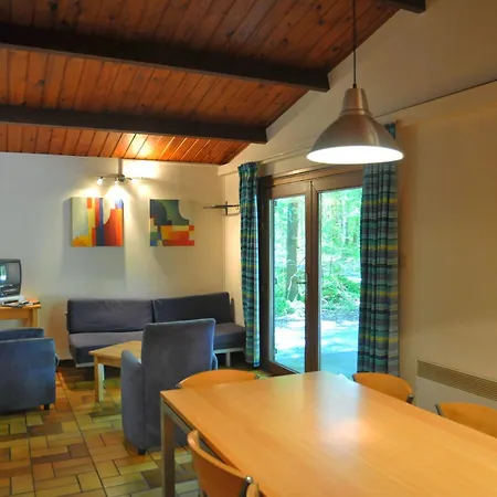 Village De D'oignies Vakantiepark 3*